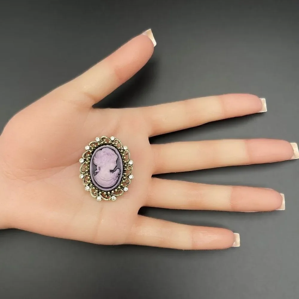 Yellow Gold and Purple with Diamond Crystal Victorian Lady Cameo Pin Back Brooch